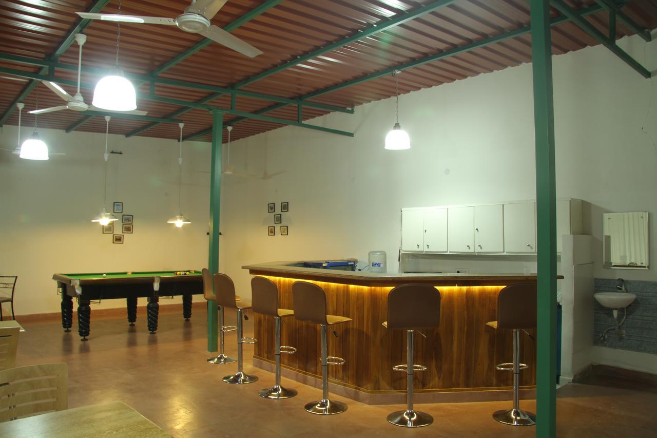 Deccan Comforts Hyderabad Eksteriør billede