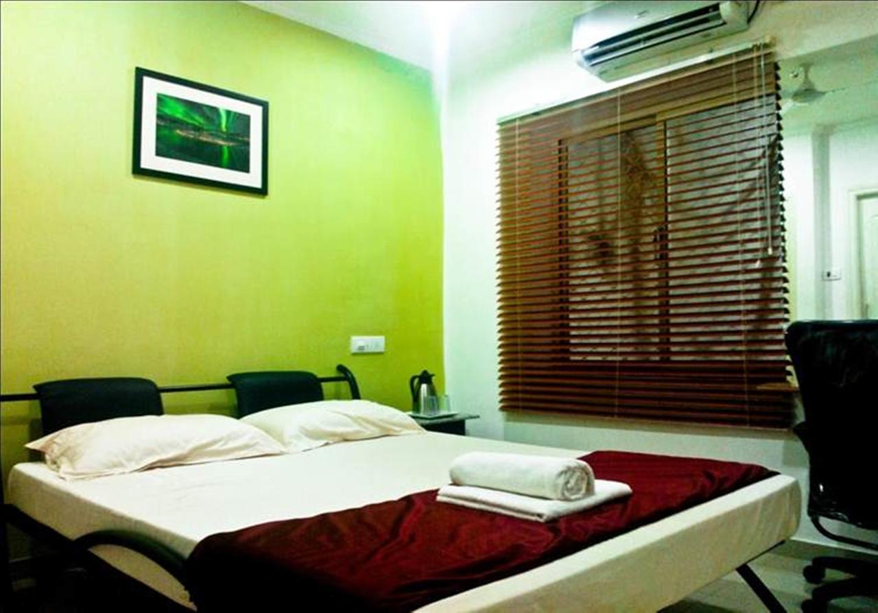 Deccan Comforts Hyderabad Eksteriør billede